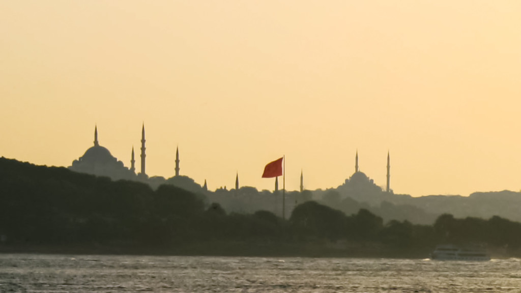 Istanbul, Turkey skyline at dusk